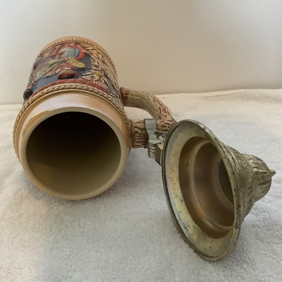 Vintage GERZ W. GERMANY 20 oz Stoneware Beer Stein with Pewter Lid - Picture 8 of 16